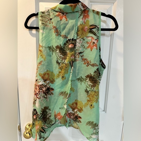 XXI Floral Chiffon Top - Picture 2 of 3